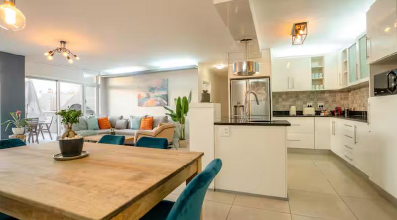 To Let 2 Bedroom Property for Rent in Dolphin Beach Western Cape